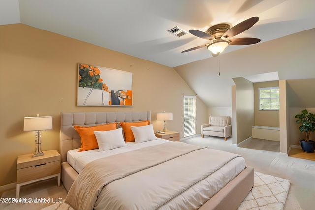 87 Fairlake Drive, Hattiesburg, MS 39402
