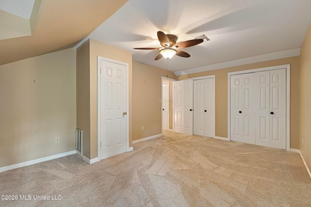 87 Fairlake Drive, Hattiesburg, MS 39402