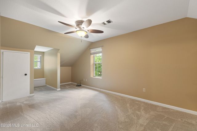 87 Fairlake Drive, Hattiesburg, MS 39402