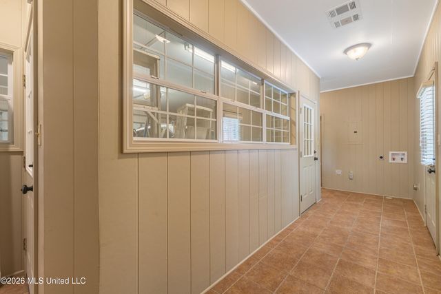 87 Fairlake Drive, Hattiesburg, MS 39402