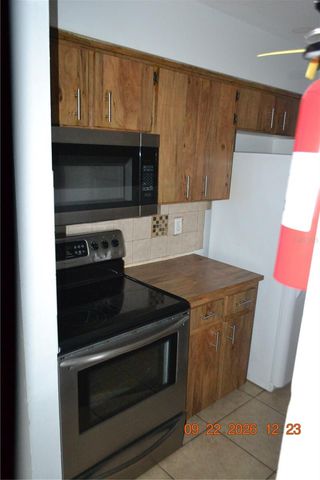 1914 W LA SALLE STREET, Tampa, FL 33607