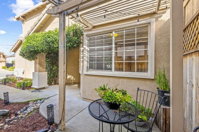 9400 Benbow Drive, Gilroy, CA 95020