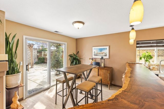 9400 Benbow Drive, Gilroy, CA 95020