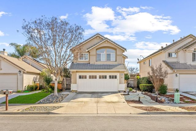 9400 Benbow Drive, Gilroy, CA 95020