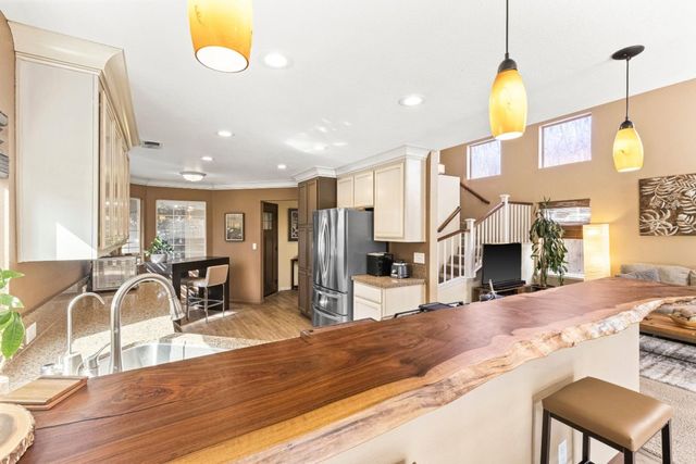 9400 Benbow Drive, Gilroy, CA 95020