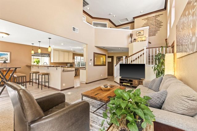 9400 Benbow Drive, Gilroy, CA 95020