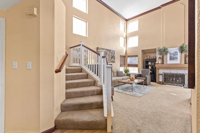 9400 Benbow Drive, Gilroy, CA 95020