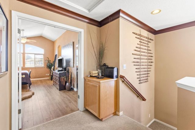 9400 Benbow Drive, Gilroy, CA 95020