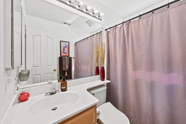 9400 Benbow Drive, Gilroy, CA 95020