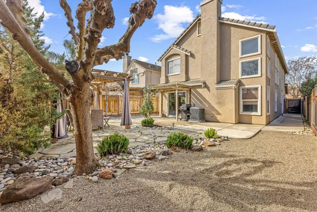 9400 Benbow Drive, Gilroy, CA 95020