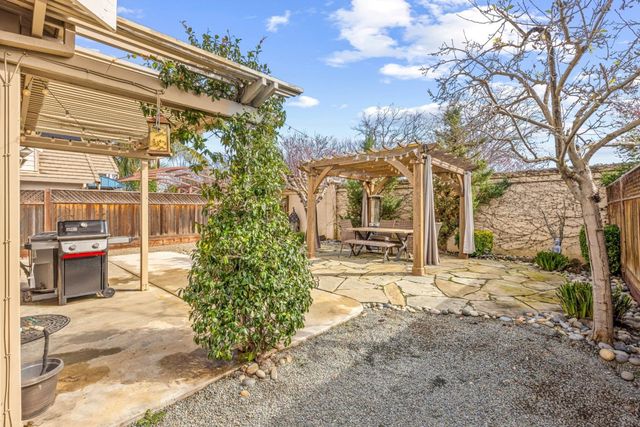 9400 Benbow Drive, Gilroy, CA 95020