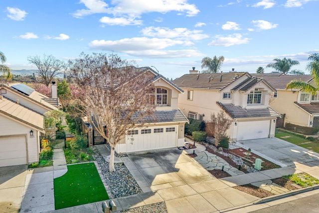 9400 Benbow Drive, Gilroy, CA 95020