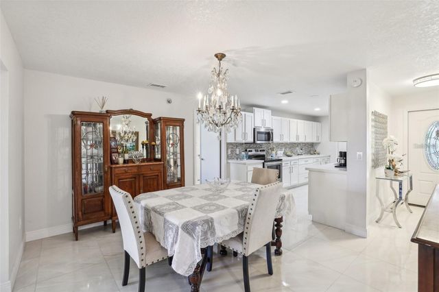 547 SOMERSET DRIVE, Auburndale, FL 33823