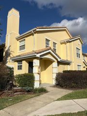 130 SW Peacock Blvd Apt 16-207, Port St Lucie, FL 34986
