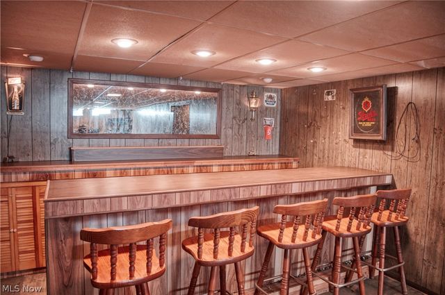 333 E Ridgewood Drive, Seven Hills, OH 44131