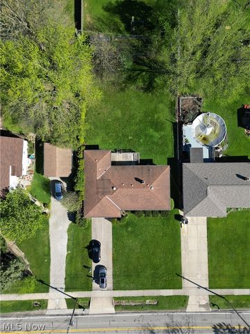 333 E Ridgewood Drive, Seven Hills, OH 44131