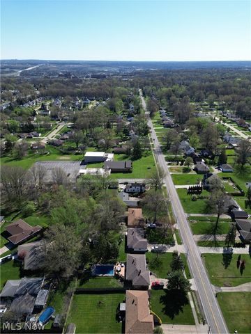 333 E Ridgewood Drive, Seven Hills, OH 44131