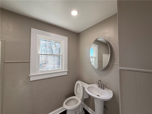 526 E Greer Street, Honea Path, SC 29654