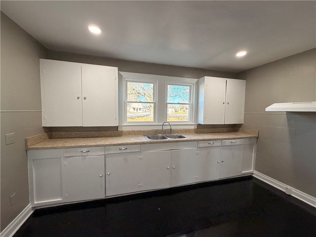 526 E Greer Street, Honea Path, SC 29654