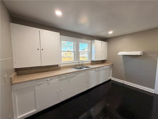 526 E Greer Street, Honea Path, SC 29654