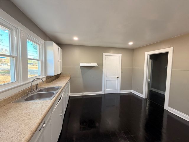 526 E Greer Street, Honea Path, SC 29654