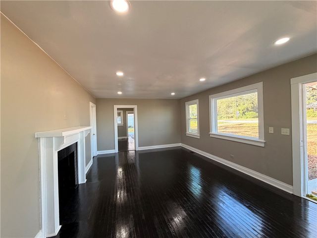 526 E Greer Street, Honea Path, SC 29654