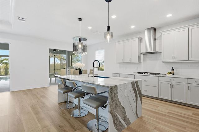 17727 SAVORY MIST CIRCLE, Bradenton, FL 34211