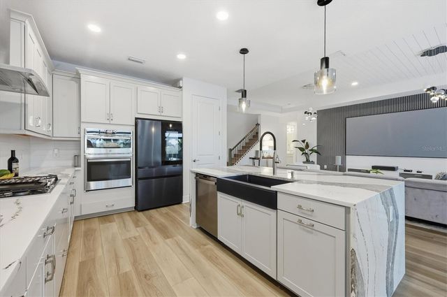 17727 SAVORY MIST CIRCLE, Bradenton, FL 34211