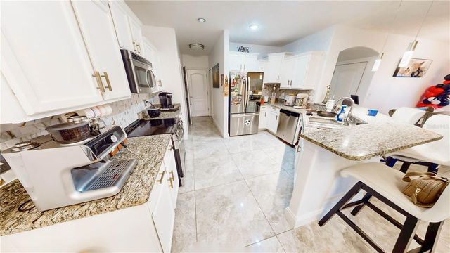 1110 SEMINOLE SKY DRIVE, Ruskin, FL 33570