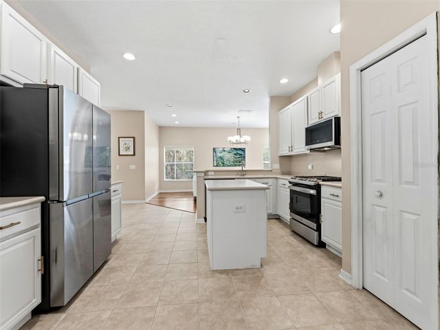14843 HERONGLEN DRIVE, Lithia, FL 33547