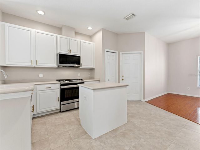 14843 HERONGLEN DRIVE, Lithia, FL 33547