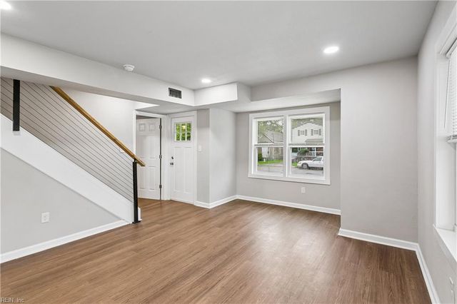 924 Ivy AVE, Newport News, VA 23607