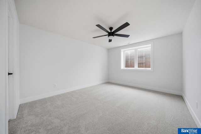 9401 Delano Drive, Lincoln, NE 68516