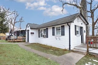 30 Lindbergh Lane, New City, NY 10956