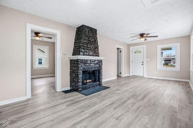 430 N 18th Avenue, Beech Grove, IN 46107