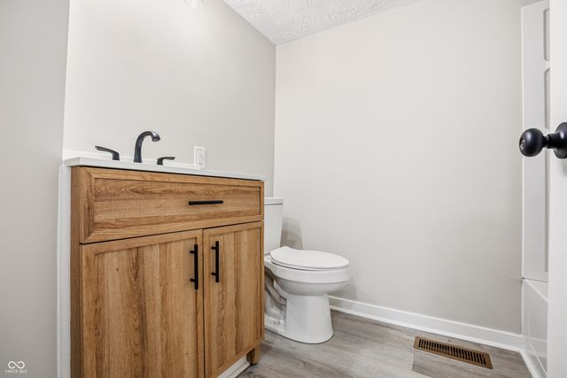 430 N 18th Avenue, Beech Grove, IN 46107