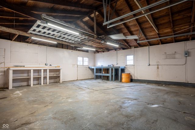 430 N 18th Avenue, Beech Grove, IN 46107