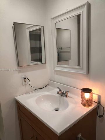 8650 SW 133rd Ave Rd 208, Miami, FL 33183