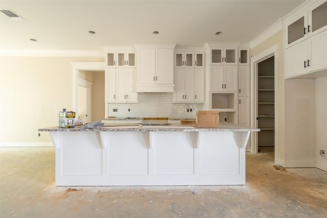 2546 Barton Creek Circle, Tyler, TX 75703