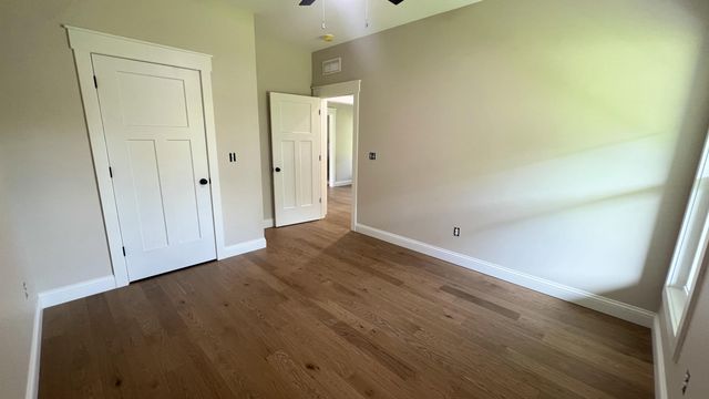 512 Cliffside Drive, Russell Springs, KY 42642