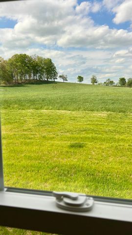 512 Cliffside Drive, Russell Springs, KY 42642