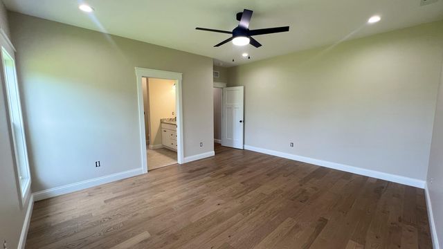 512 Cliffside Drive, Russell Springs, KY 42642