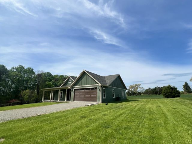 512 Cliffside Drive, Russell Springs, KY 42642