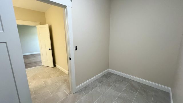 512 Cliffside Drive, Russell Springs, KY 42642