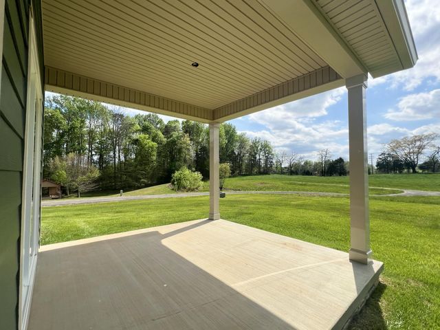 512 Cliffside Drive, Russell Springs, KY 42642