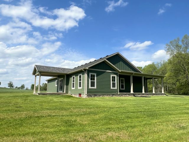 512 Cliffside Drive, Russell Springs, KY 42642