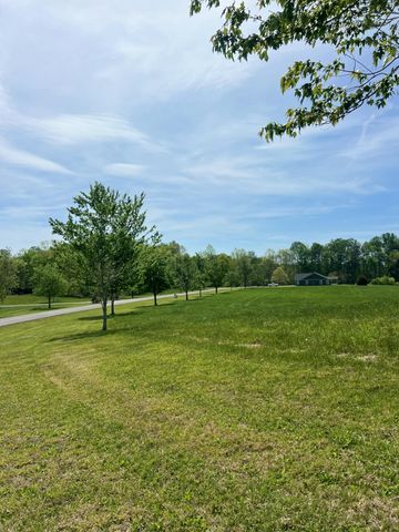 512 Cliffside Drive, Russell Springs, KY 42642