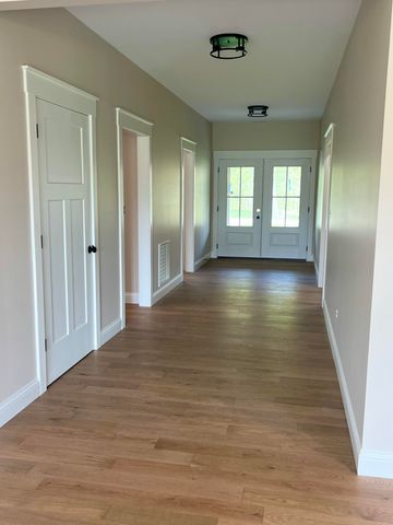 512 Cliffside Drive, Russell Springs, KY 42642