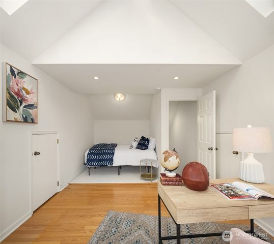 928 17th Avenue E, Seattle, WA 98112