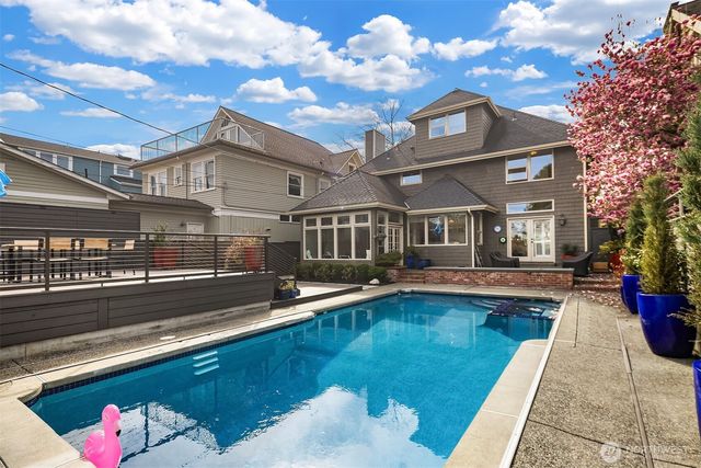 928 17th Avenue E, Seattle, WA 98112